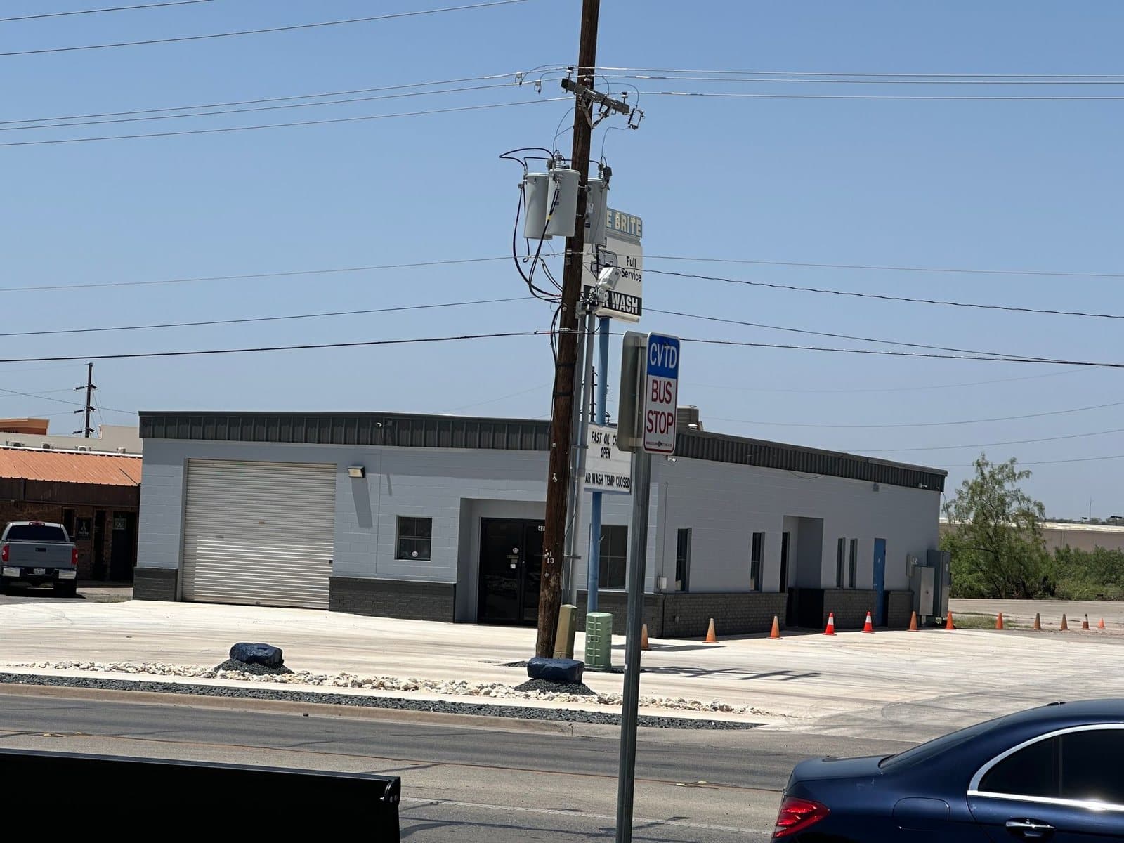 The North Bryant lot before the second lube center was built